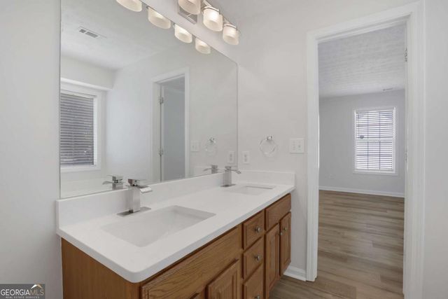 802 Cambridge Creek Drive SW, Conyers, GA 30094
