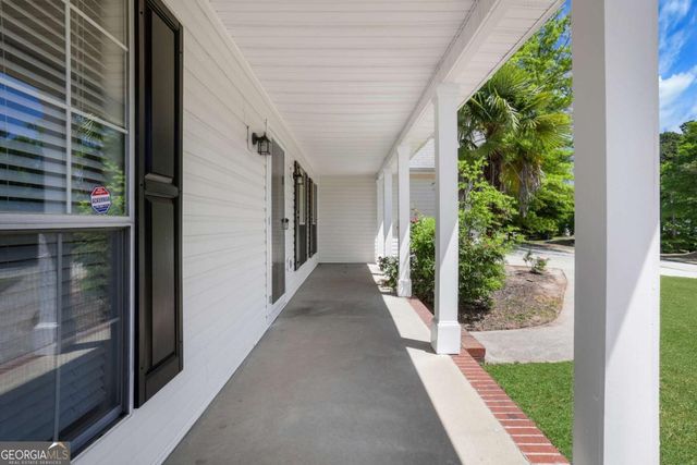 802 Cambridge Creek Drive SW, Conyers, GA 30094