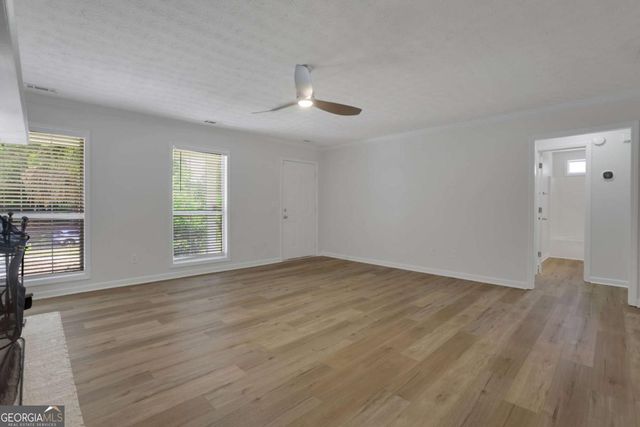 802 Cambridge Creek Drive SW, Conyers, GA 30094