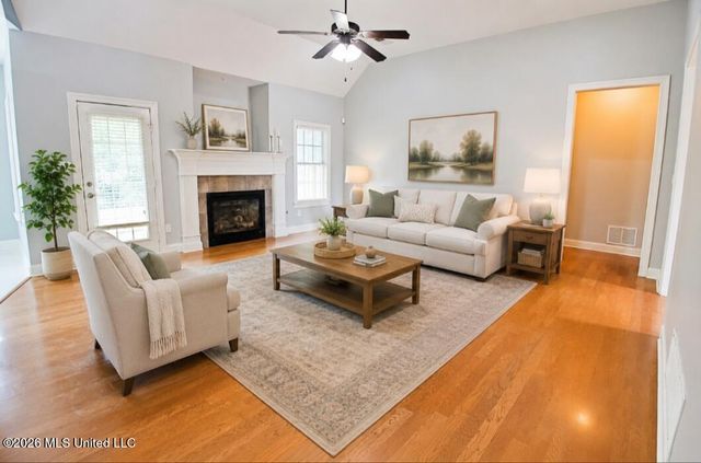 1732 Ready Drive, Hernando, MS 38632