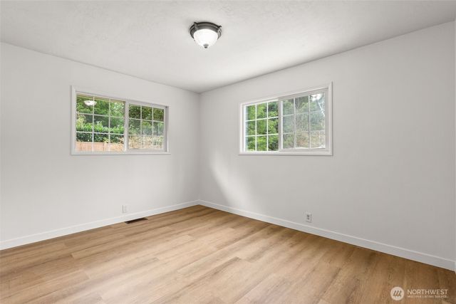 101 Deer Park Drive, Aberdeen, WA 98520