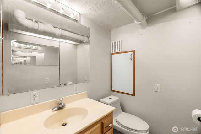 101 Deer Park Drive, Aberdeen, WA 98520