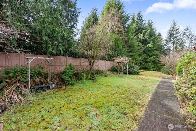 101 Deer Park Drive, Aberdeen, WA 98520