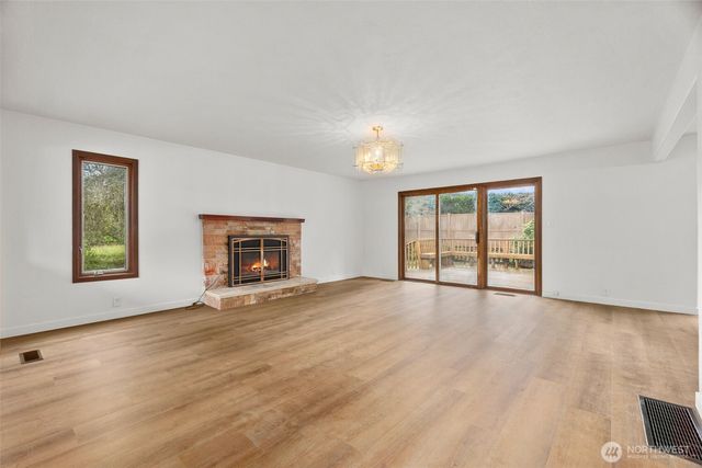 101 Deer Park Drive, Aberdeen, WA 98520