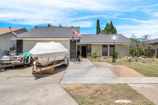 4883 E Geary Street, Fresno, CA 93725