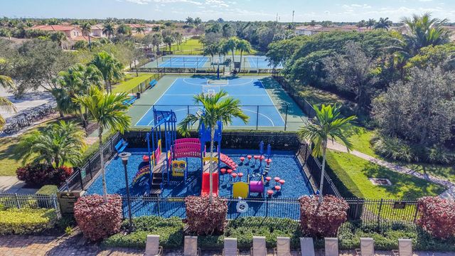 313 Rudder Cay Way, Jupiter, FL 33458