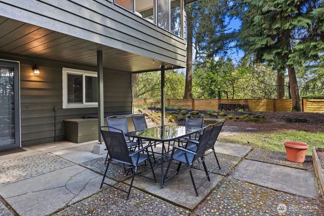 21866 35th Avenue S, Seatac, WA 98198