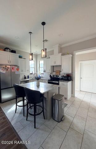 305 Adry Lane, Youngsville, LA 70592