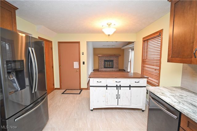 583 Wyndclift Circle, Austintown, OH 44515