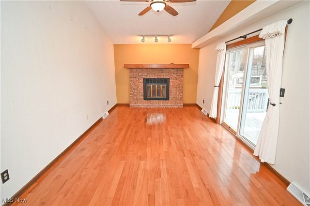 583 Wyndclift Circle, Austintown, OH 44515