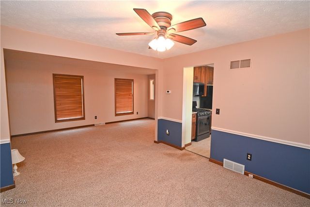 583 Wyndclift Circle, Austintown, OH 44515