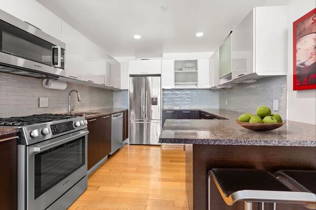 350 W 42ND Street 19ED, New York City, NY 10036