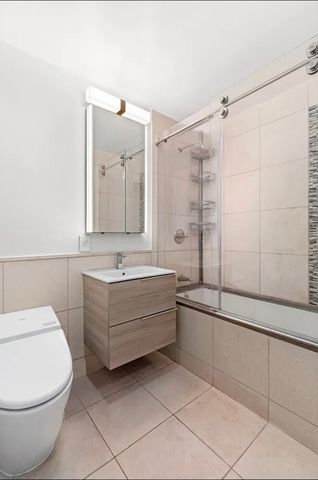 350 W 42ND Street 19ED, New York City, NY 10036