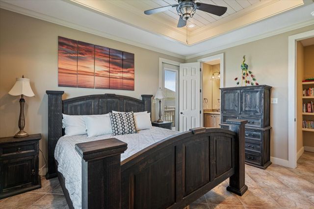 898 Sandollar, Crystal Beach, TX 77650