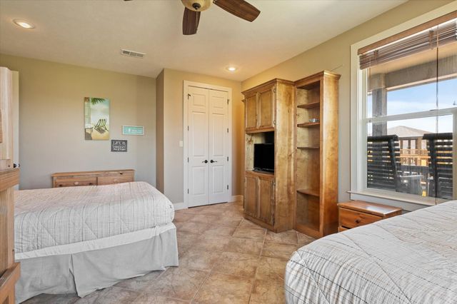 898 Sandollar, Crystal Beach, TX 77650