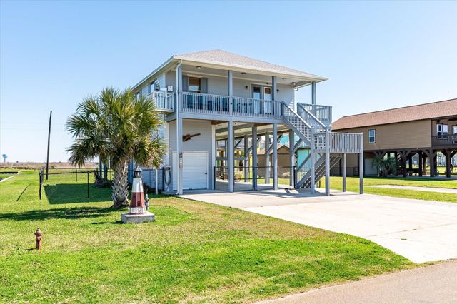 898 Sandollar, Crystal Beach, TX 77650