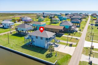898 Sandollar, Crystal Beach, TX 77650