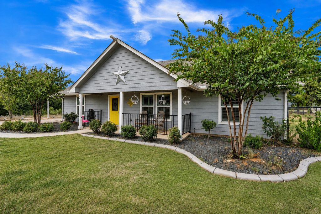 909 Erwin Road, Poolville, TX 76487