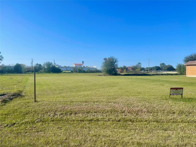 125 Colonial Drive, Prairie View, TX 77446