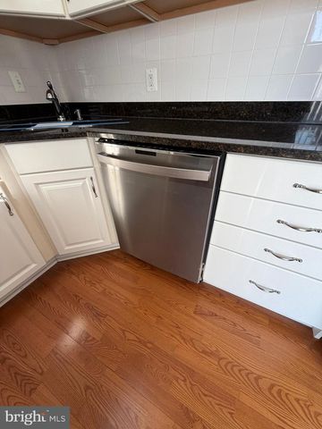 2214 JENSEN PL, Herndon, VA 20170