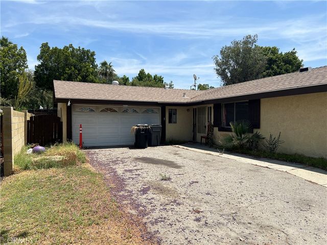 3441 Crownsworth, Corona, CA 92879