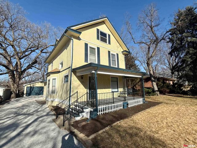 7012 Francis Street, Lincoln, NE 68505