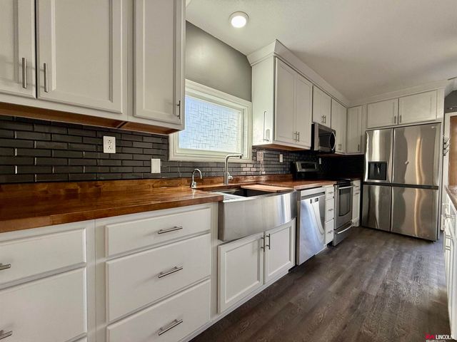 7012 Francis Street, Lincoln, NE 68505