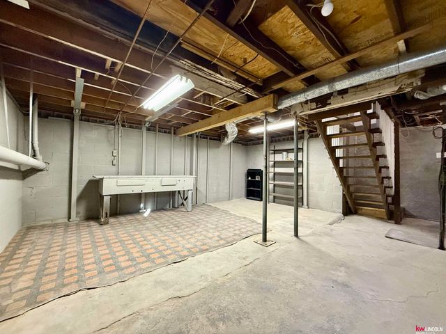 7012 Francis Street, Lincoln, NE 68505