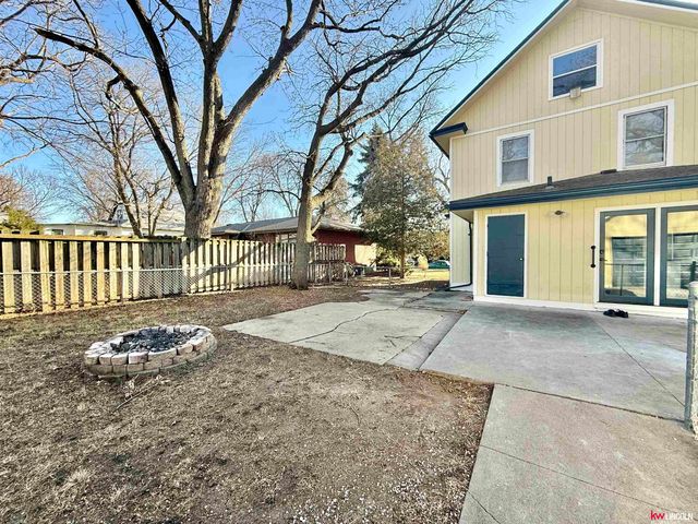 7012 Francis Street, Lincoln, NE 68505