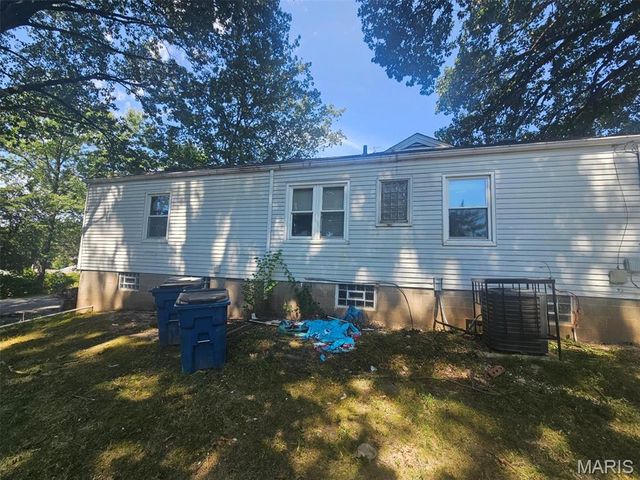 619 Millman, Ferguson, MO 63135