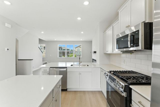 1526 Traverse Lane, West Saint Paul, MN 55118