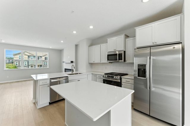 1526 Traverse Lane, West Saint Paul, MN 55118