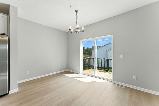 1526 Traverse Lane, West Saint Paul, MN 55118