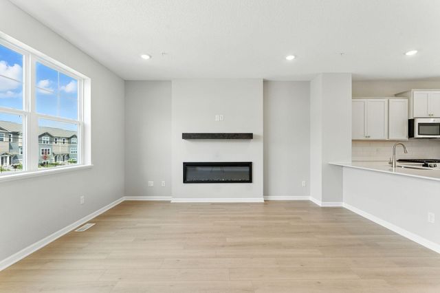 1526 Traverse Lane, West Saint Paul, MN 55118