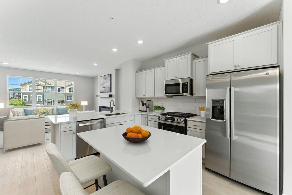 1526 Traverse Lane, West Saint Paul, MN 55118