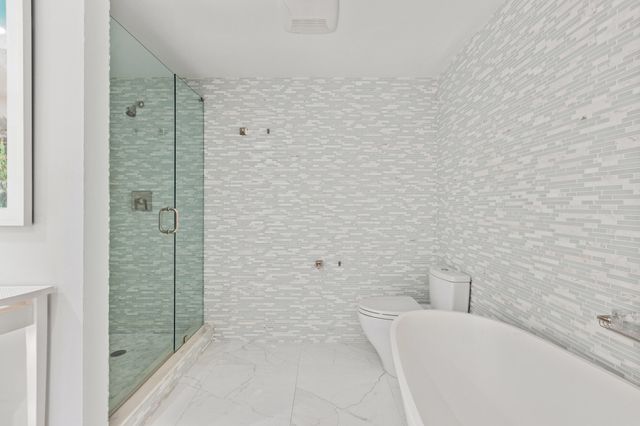 2275 S Ocean Boulevard 307a, Palm Beach, FL 33480