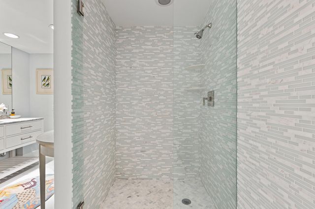 2275 S Ocean Boulevard 307a, Palm Beach, FL 33480