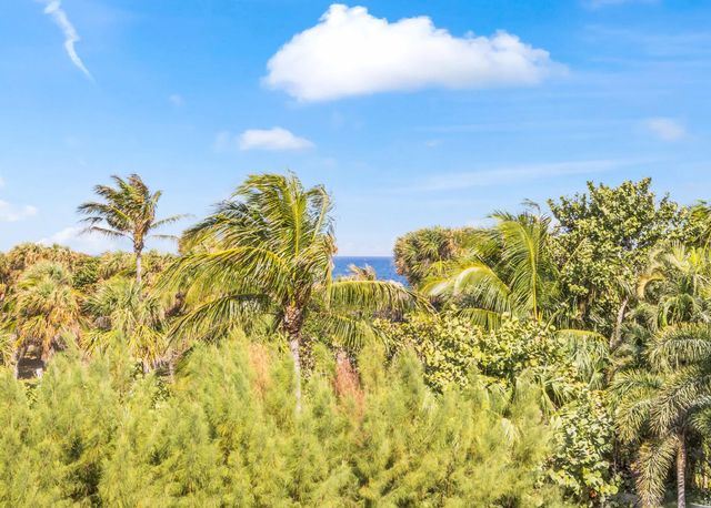 2275 S Ocean Boulevard 307a, Palm Beach, FL 33480