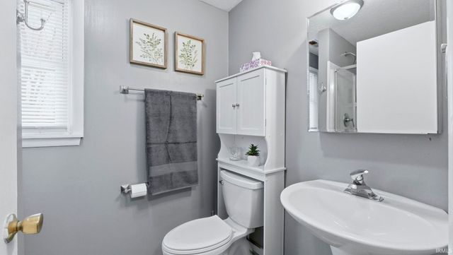 5318 Bellmawr Lane, Fort Wayne, IN 46815