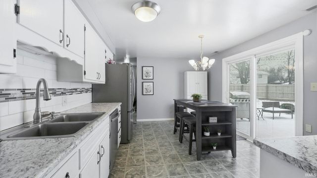 5318 Bellmawr Lane, Fort Wayne, IN 46815