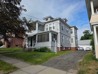 80 Orchard St, Chicopee, MA 01013