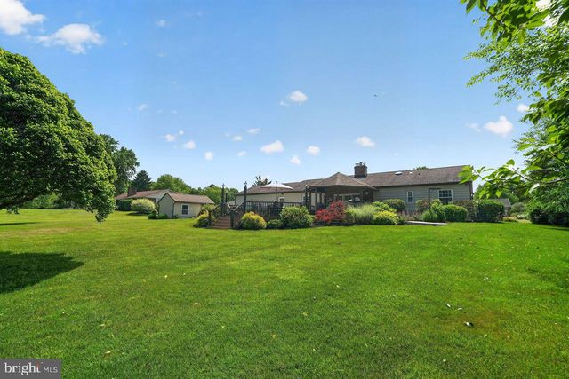 279 CARRIE LN, Harleysville, PA 19438