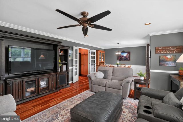 279 CARRIE LN, Harleysville, PA 19438