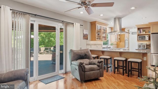 279 CARRIE LN, Harleysville, PA 19438