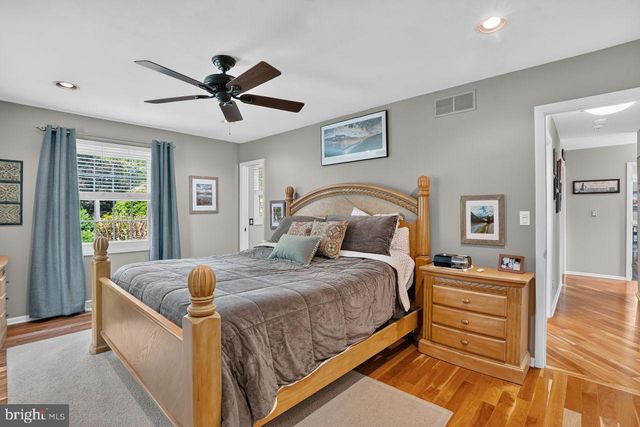 279 CARRIE LN, Harleysville, PA 19438