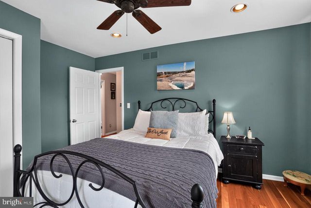 279 CARRIE LN, Harleysville, PA 19438