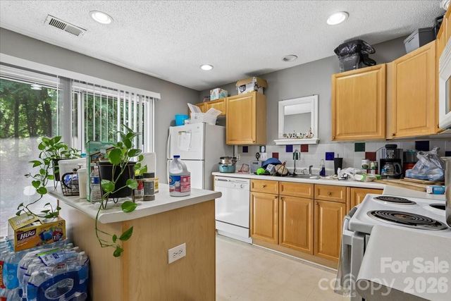 7543 Petrea Lane, Charlotte, NC 28227