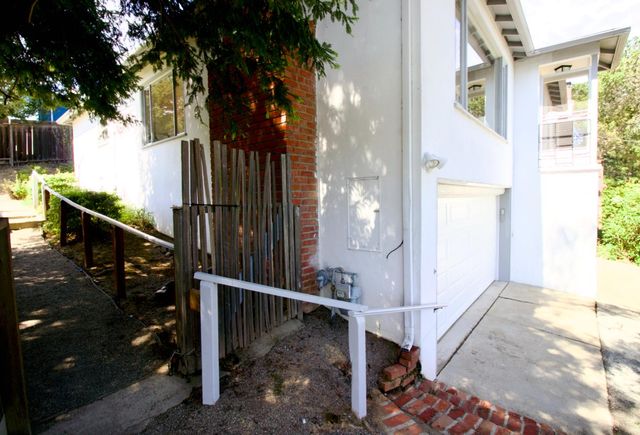 2218 Ewell Road, Belmont, CA 94002