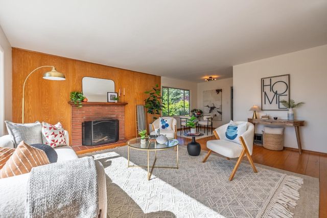 2218 Ewell Road, Belmont, CA 94002