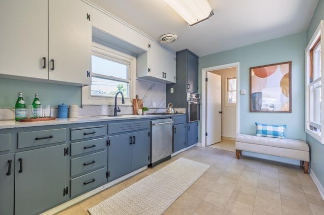 2218 Ewell Road, Belmont, CA 94002